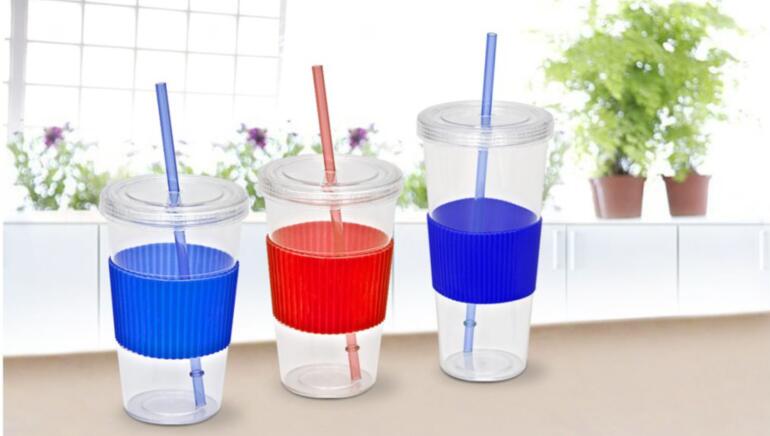 Plastic tumbler with straw